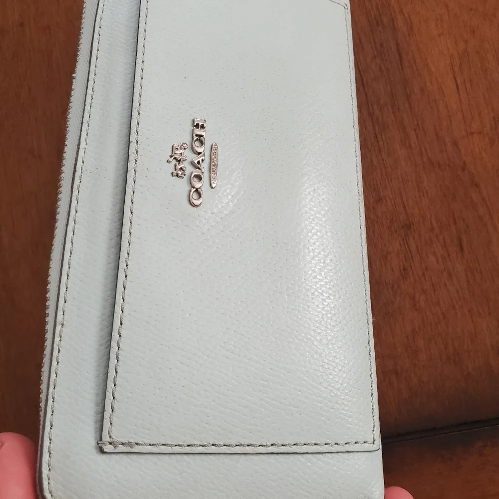 Rare Coach Green Mint corner zipper  travel wallet WOMEN'S - Picture 4 of 11